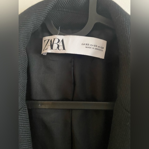 Zara black belted coat - Picture 3 of 5